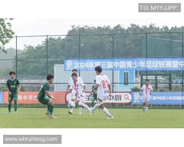 中国青年足球队U19教练的培养理念与未来发展方向探讨